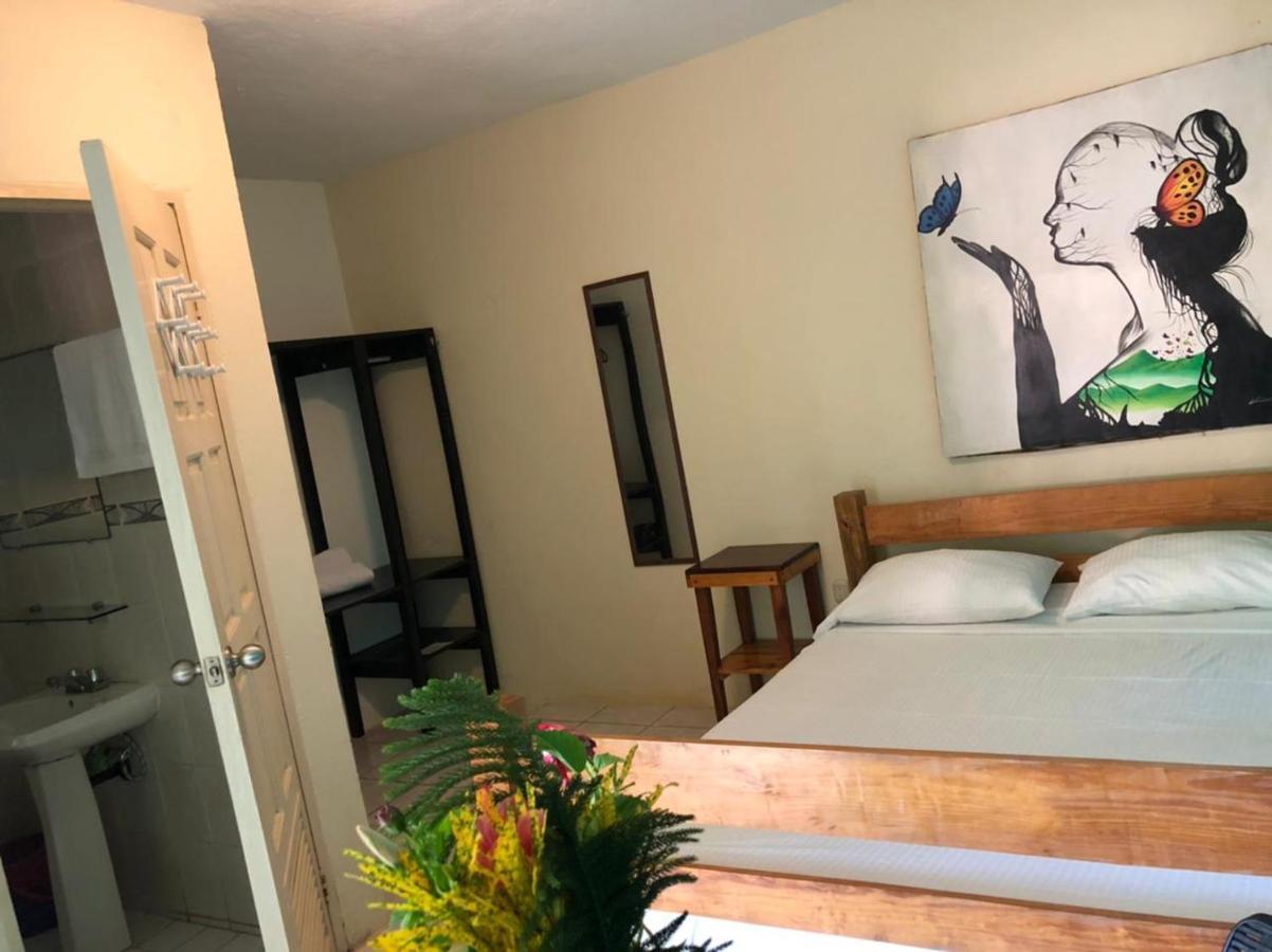 Sunshine Hotel Little Corn Island Eksteriør bilde