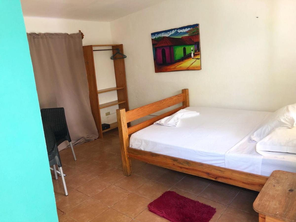 Sunshine Hotel Little Corn Island Eksteriør bilde