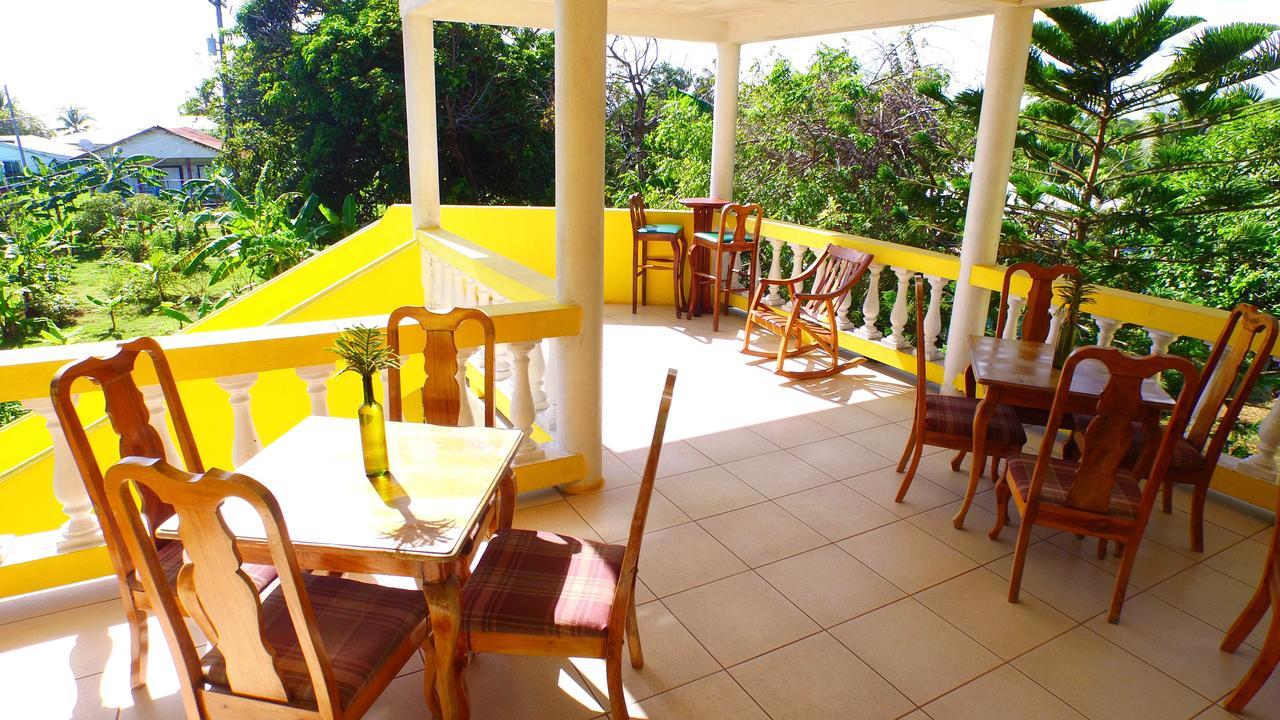 Sunshine Hotel Little Corn Island Eksteriør bilde